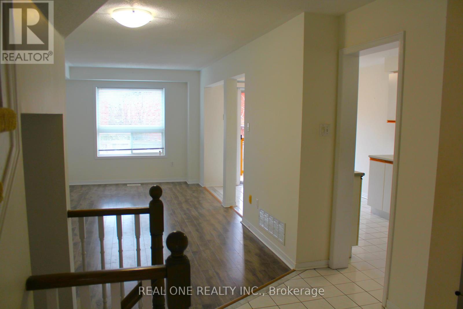 27 - 2550 Thomas Street, Mississauga, Ontario  L5M 5N8 - Photo 8 - W12472971