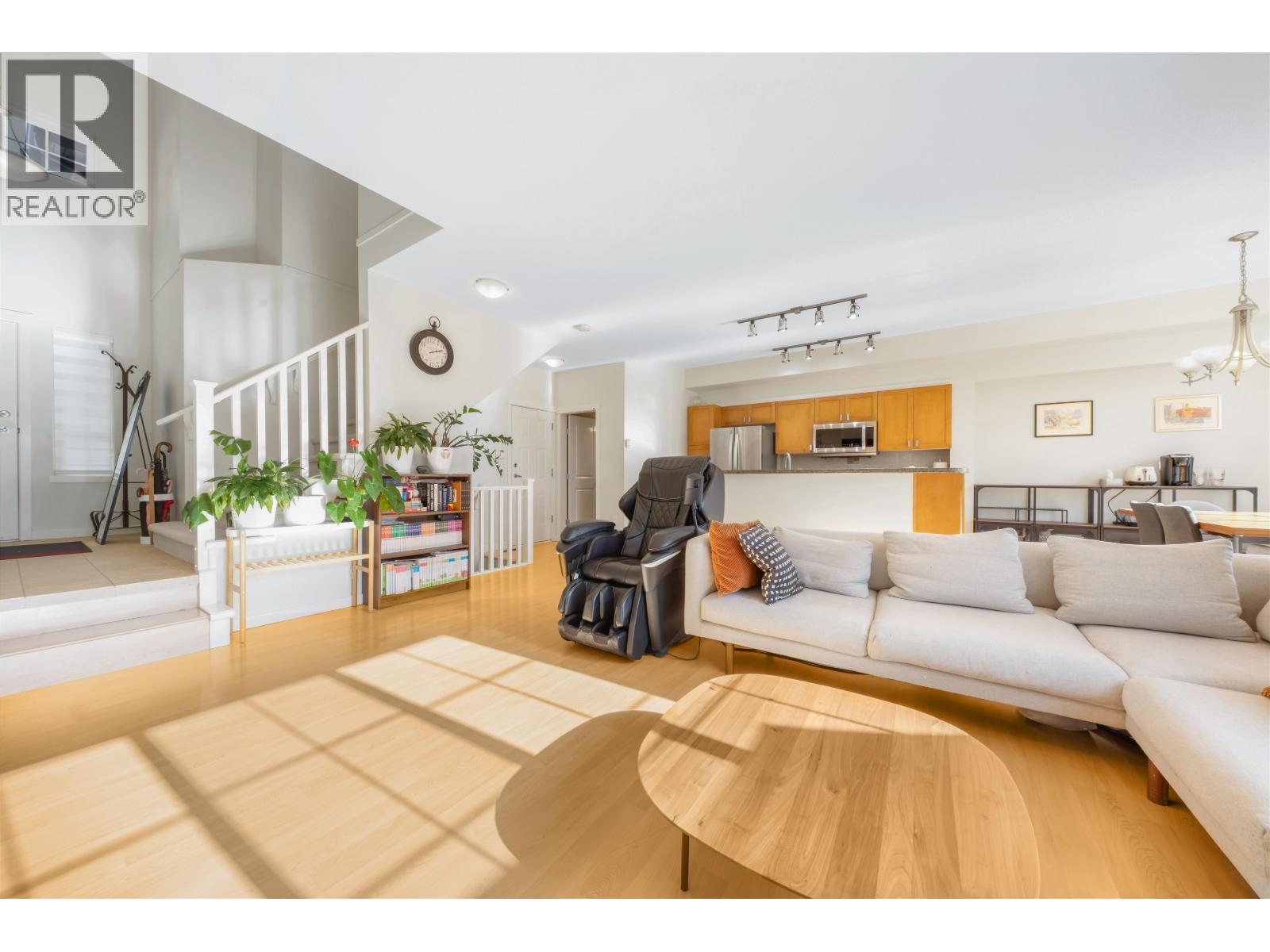 125 2200 Panorama Drive, Port Moody, British Columbia  V3H 5M2 - Photo 2 - R3059868