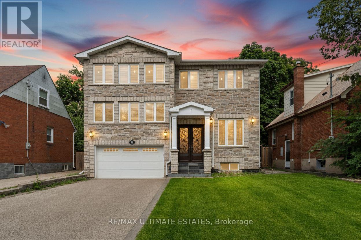 19 BONNINGTON PLACE, Toronto, Ontario