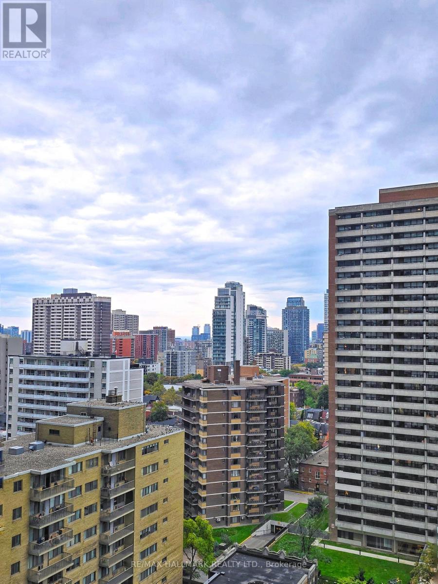 1412 - 33 CHARLES ST STREET E, Toronto, Ontario