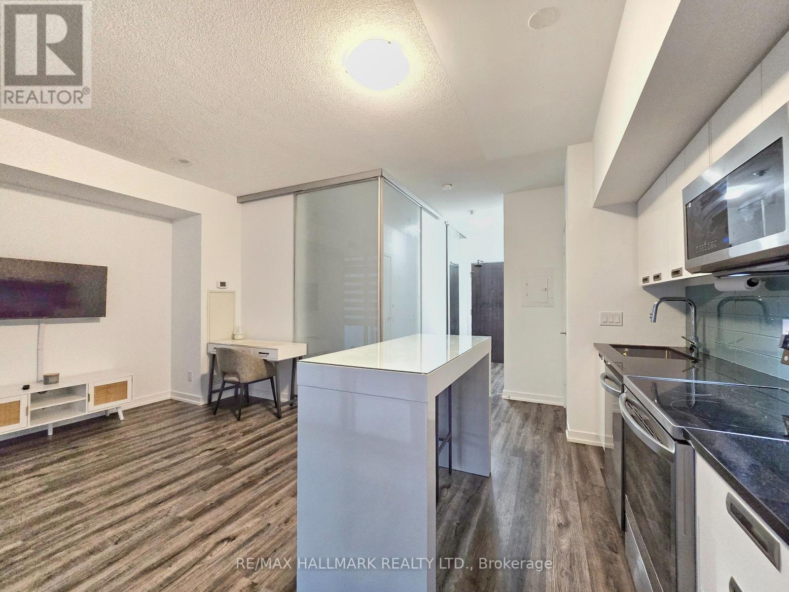 1412 - 33 Charles St Street E, Toronto, Ontario  M4Y 0A2 - Photo 15 - C12472996