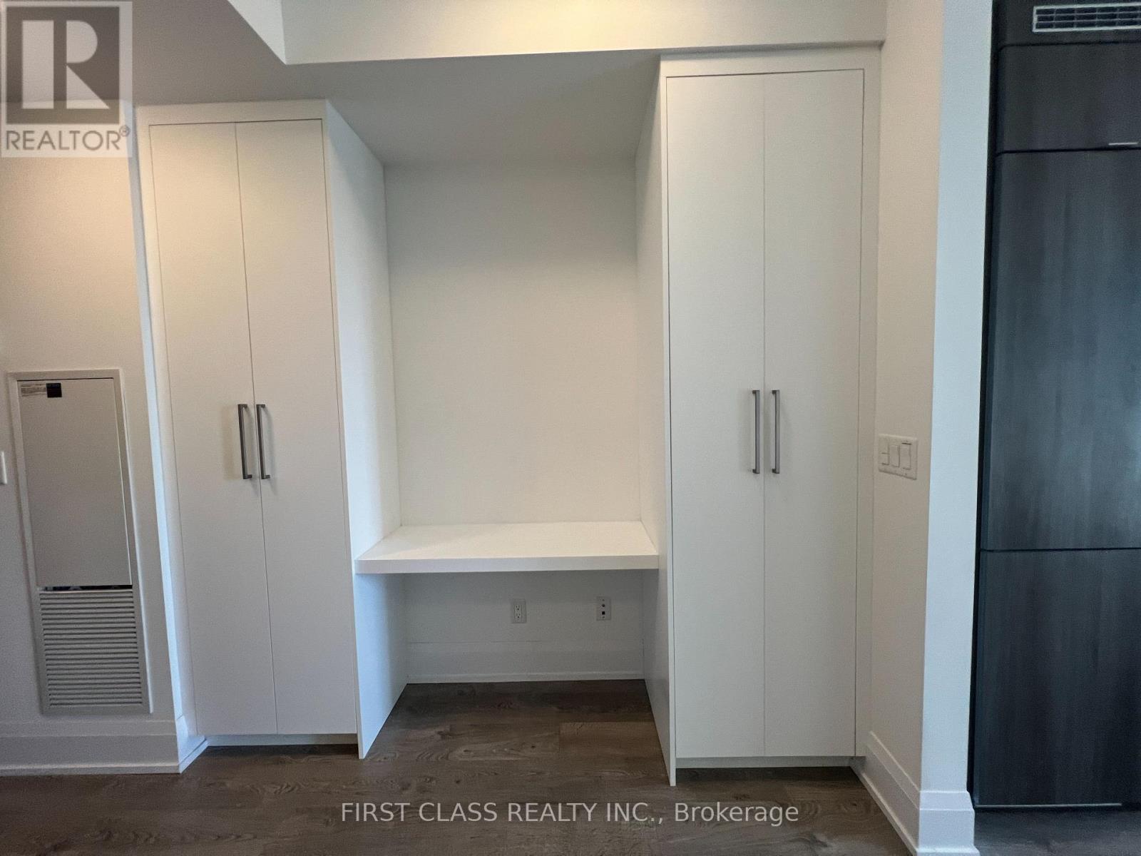 806 - 101 Erskine Avenue, Toronto, Ontario  M4P 1Y5 - Photo 12 - C12473003