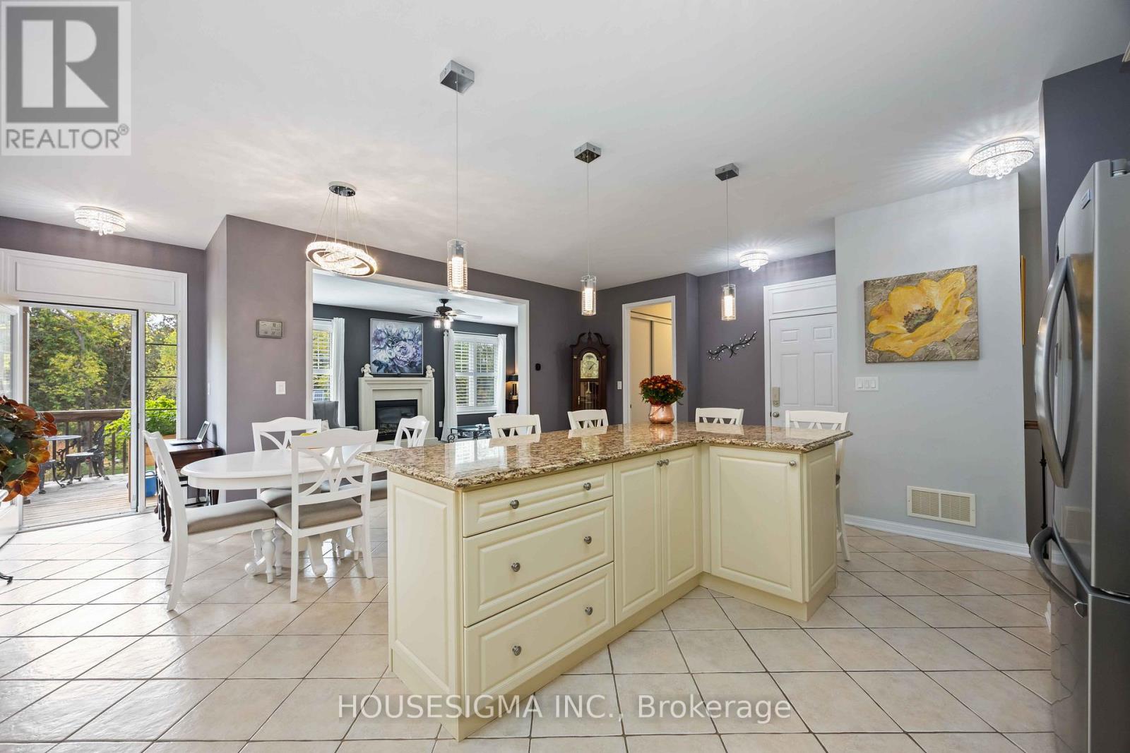 15 Paddison Place, New Tecumseth (Alliston), Ontario  L9R 0J4 - Photo 10 - N12472991