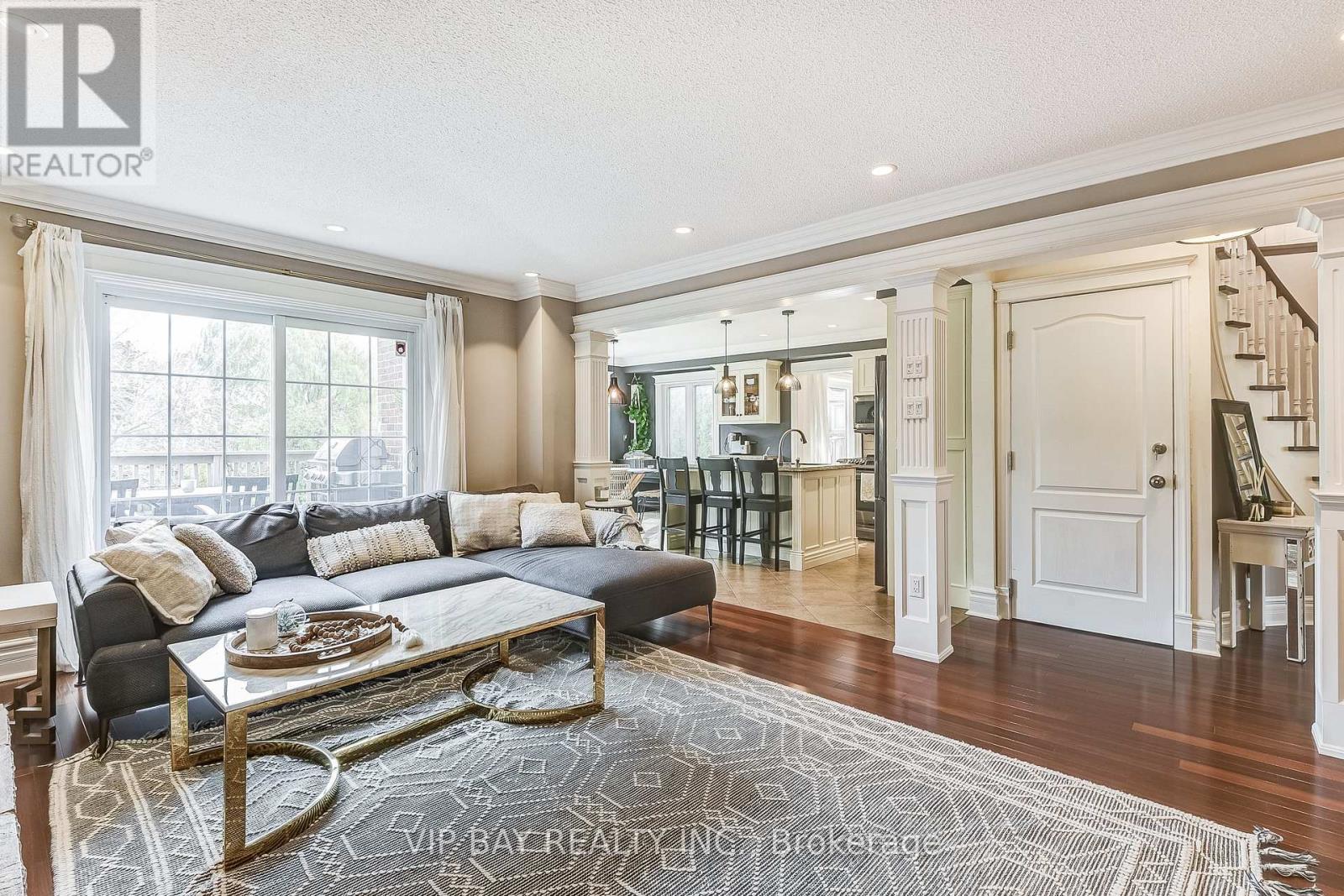 40 Dawnridge Trail, Brampton, Ontario  L6Z 2A1 - Photo 16 - W12472990