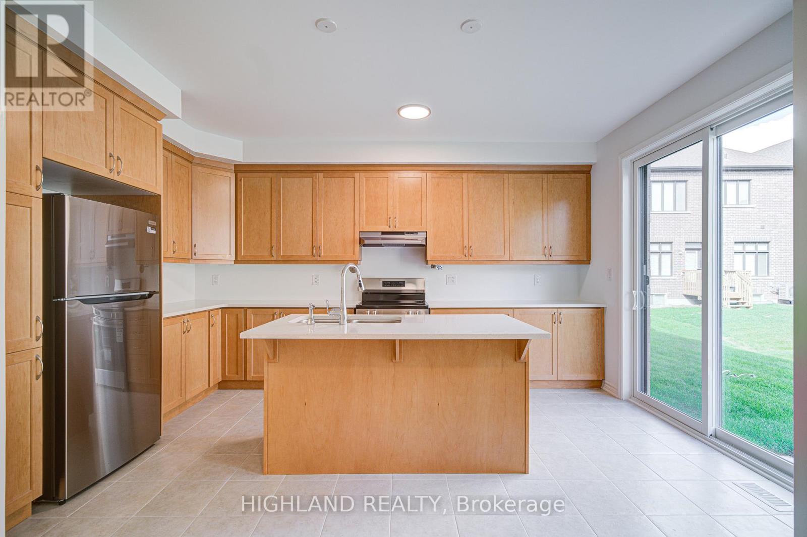 3149 Meadowridge Drive, Oakville, Ontario  L6H 7Z7 - Photo 10 - W12472994