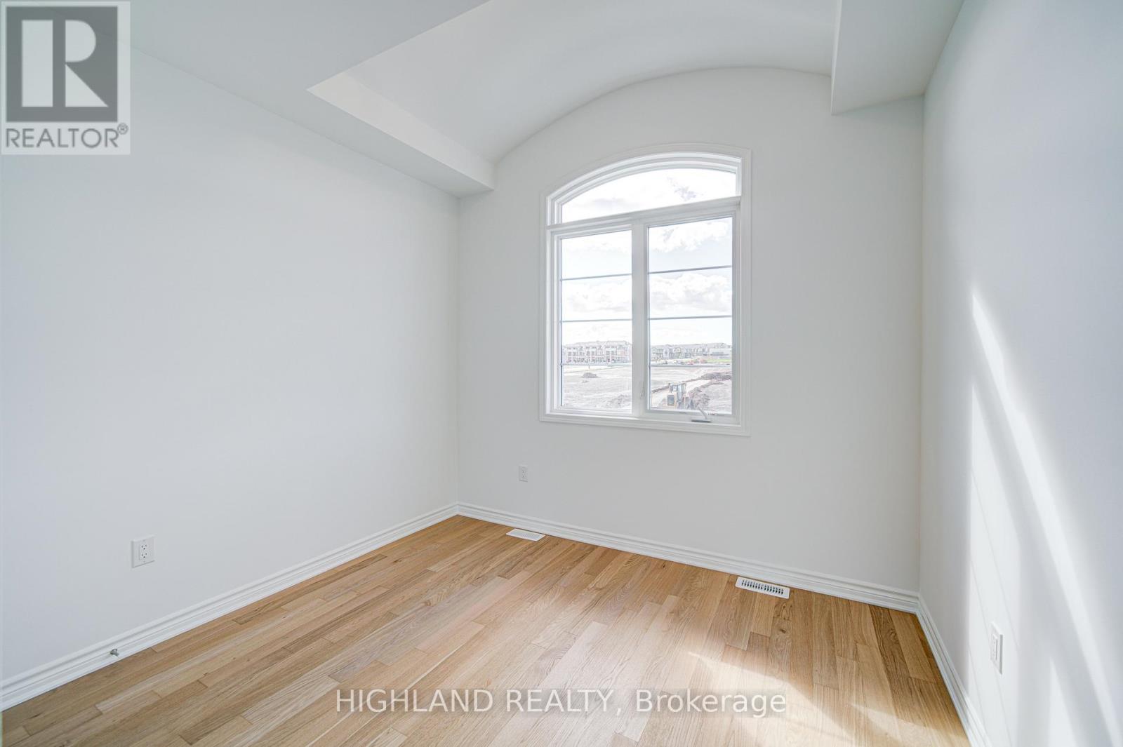 3149 Meadowridge Drive, Oakville, Ontario  L6H 7Z7 - Photo 16 - W12472994