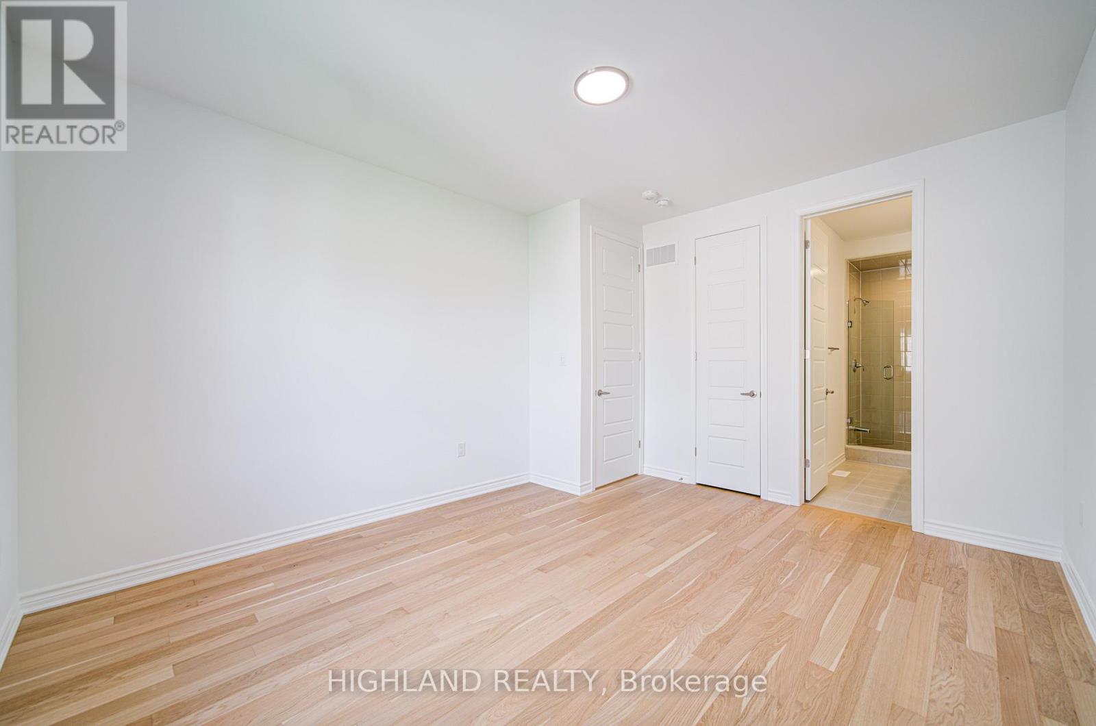 3149 Meadowridge Drive, Oakville, Ontario  L6H 7Z7 - Photo 23 - W12472994