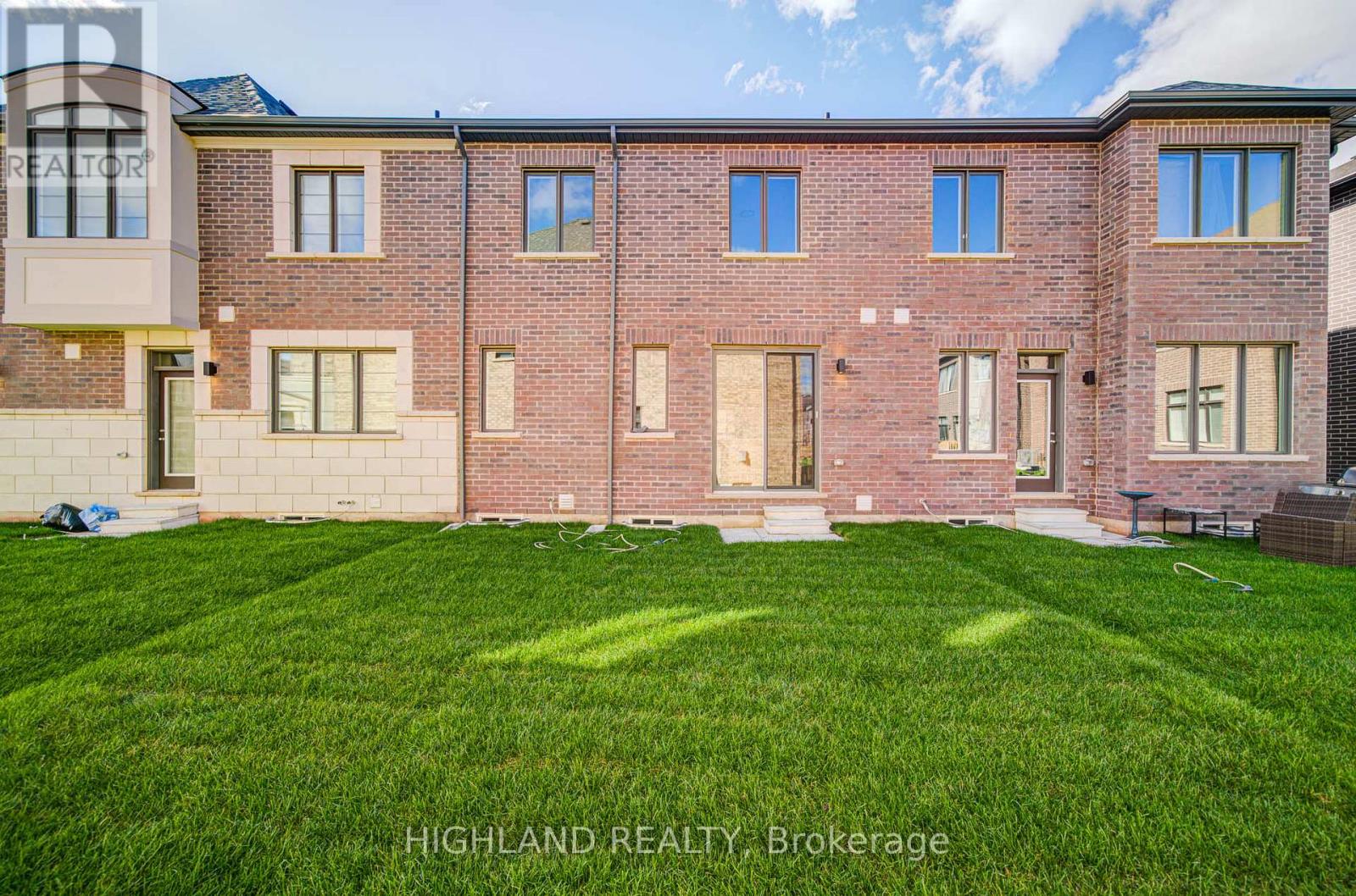3149 Meadowridge Drive, Oakville, Ontario  L6H 7Z7 - Photo 27 - W12472994