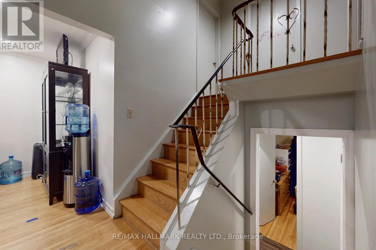 2066 Fontwell Crescent, Mississauga (Clarkson), Ontario  L5J 2G7 - Photo 12 - W12472999