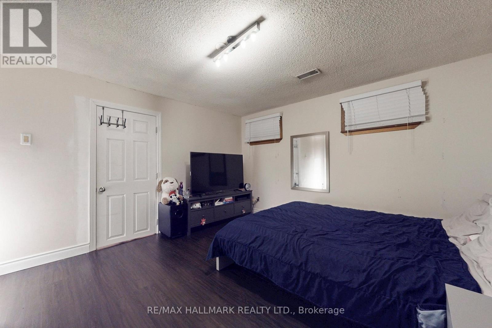 2066 Fontwell Crescent, Mississauga (Clarkson), Ontario  L5J 2G7 - Photo 22 - W12472999