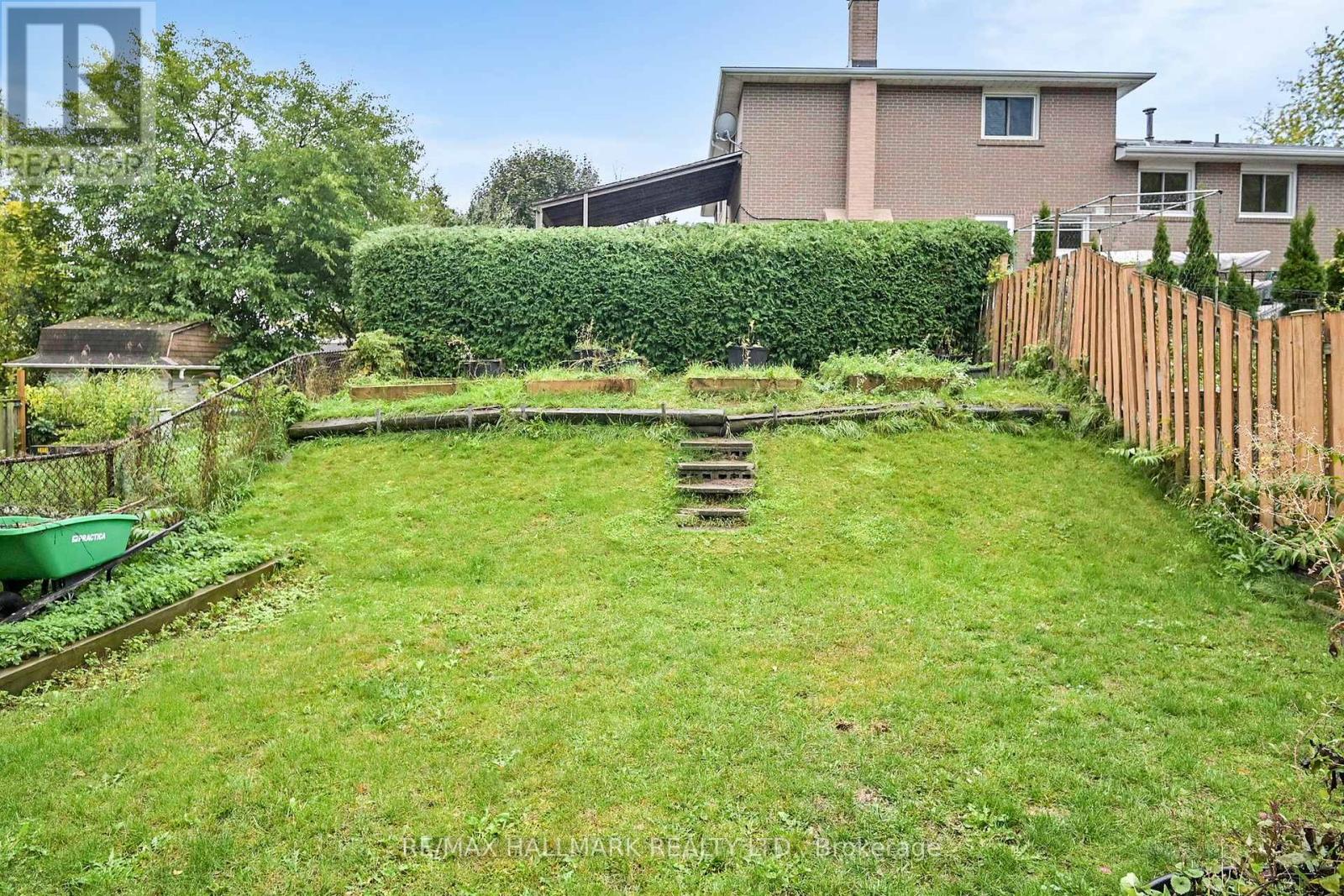2066 Fontwell Crescent, Mississauga (Clarkson), Ontario  L5J 2G7 - Photo 30 - W12472999