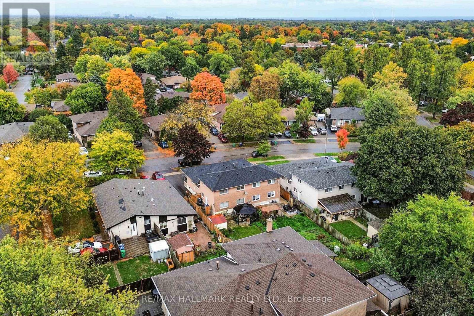 2066 Fontwell Crescent, Mississauga (Clarkson), Ontario  L5J 2G7 - Photo 34 - W12472999