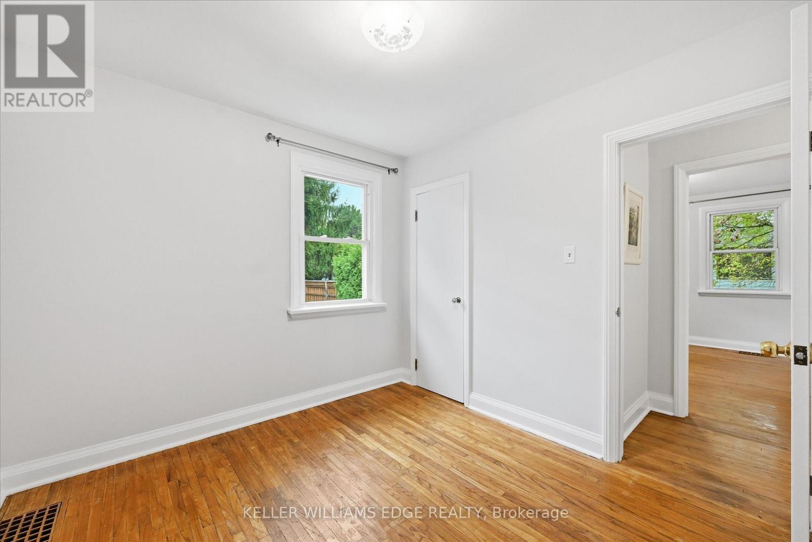 184 Cline Avenue S, Hamilton (Ainslie Wood), Ontario  L8S 1X4 - Photo 16 - X12473000
