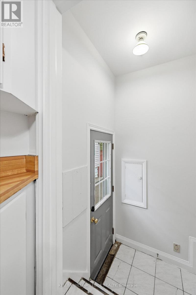 184 Cline Avenue S, Hamilton (Ainslie Wood), Ontario  L8S 1X4 - Photo 18 - X12473000