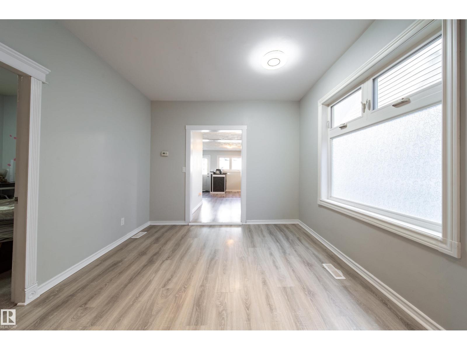 11536 83 St Nw, Edmonton, Alberta  T5B 2Y5 - Photo 3 - E4462901