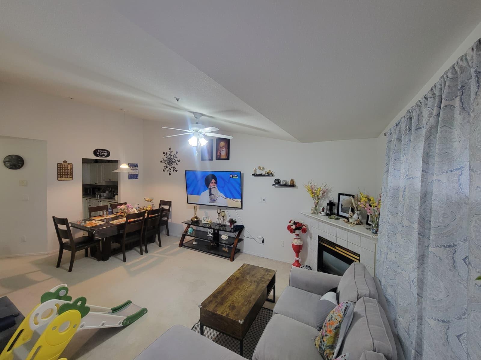 312 12769 72 Avenue, Surrey, British Columbia  V3W 2M7 - Photo 2 - R3058497