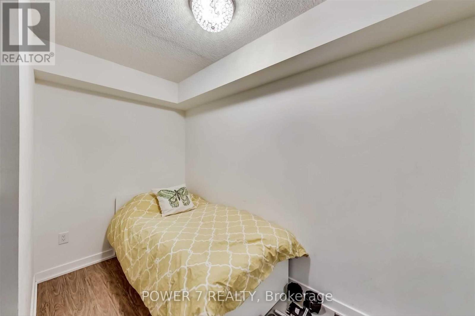 611 - 15 Singer Court, Toronto, Ontario  M2K 0B1 - Photo 7 - C12473009