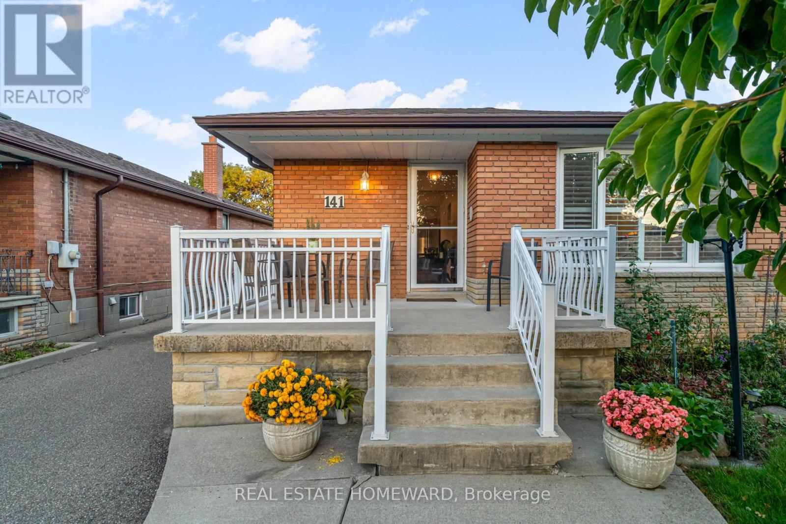 141 BRENDA CRESCENT, Toronto, Ontario