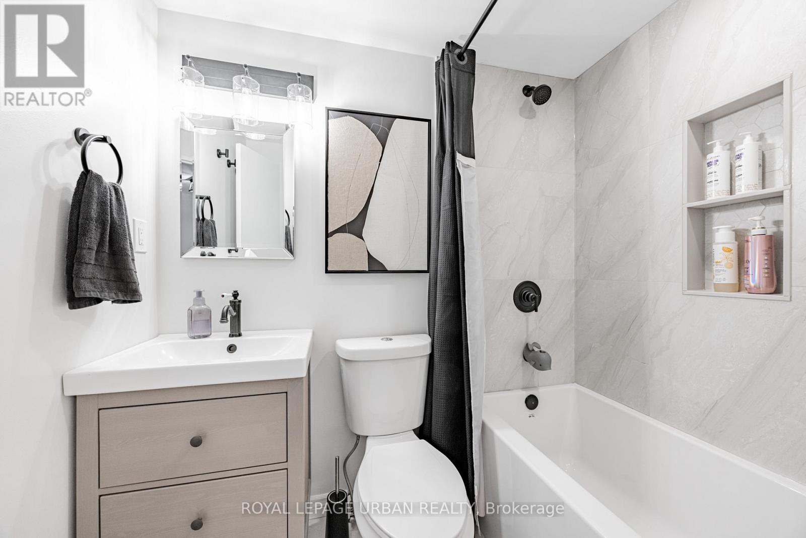 1684 John Street, Markham, Ontario  L3T 1Z1 - Photo 22 - N12473013