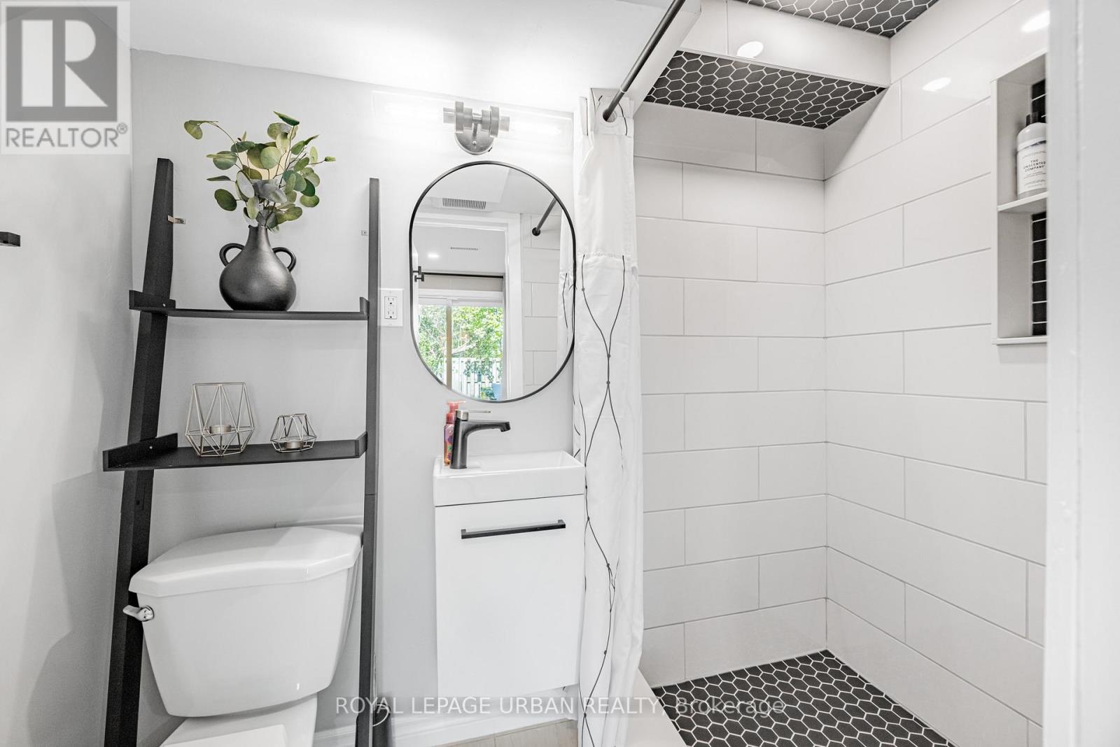 1684 John Street, Markham, Ontario  L3T 1Z1 - Photo 25 - N12473013