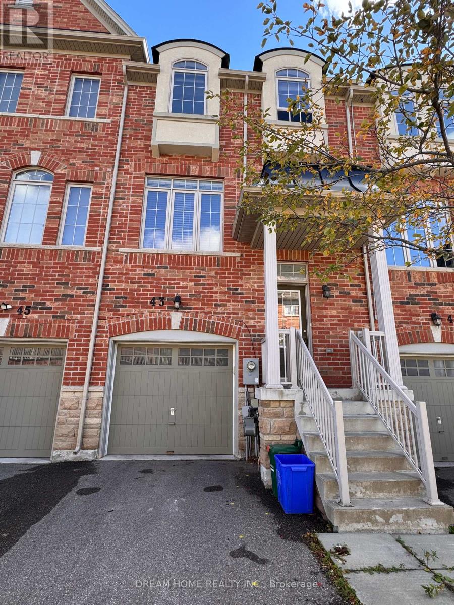 43 MACK CLEMENT LANE, Richmond Hill, Ontario