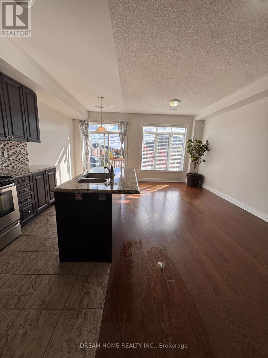 43 Mack Clement Lane, Richmond Hill, Ontario  L4S 0G2 - Photo 8 - N12473015