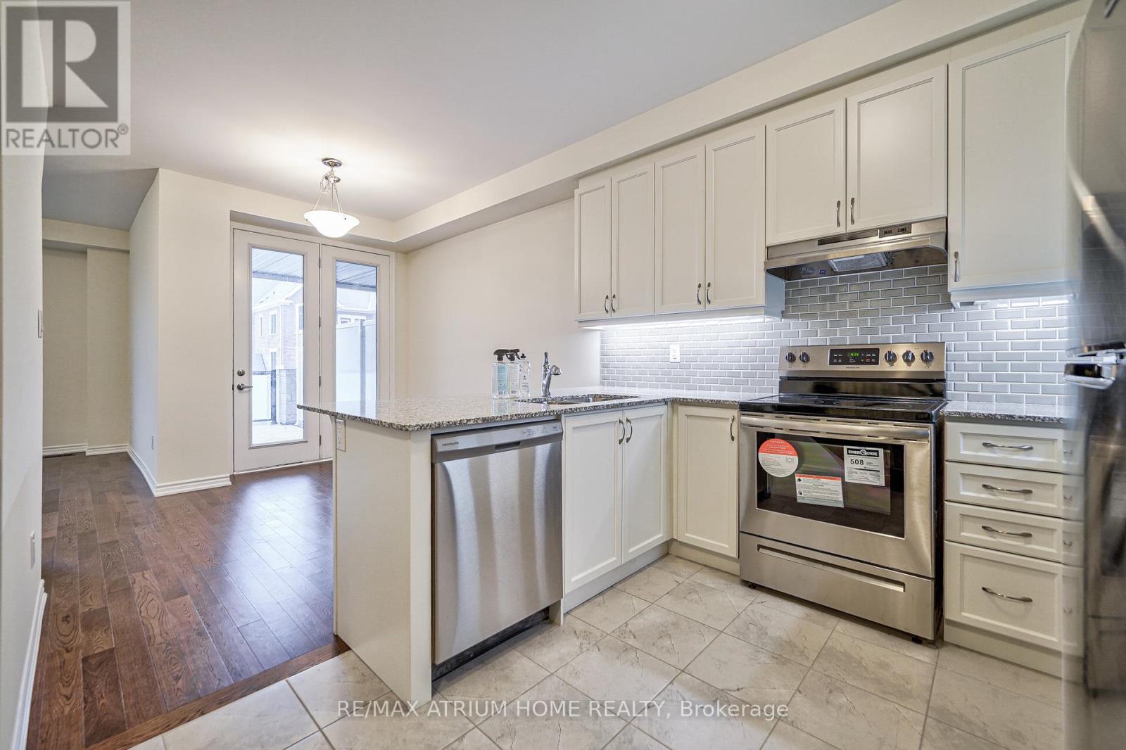 4 Thomas Frisby Jr. Crescent, Markham, Ontario  L6C 3L1 - Photo 18 - N12473016