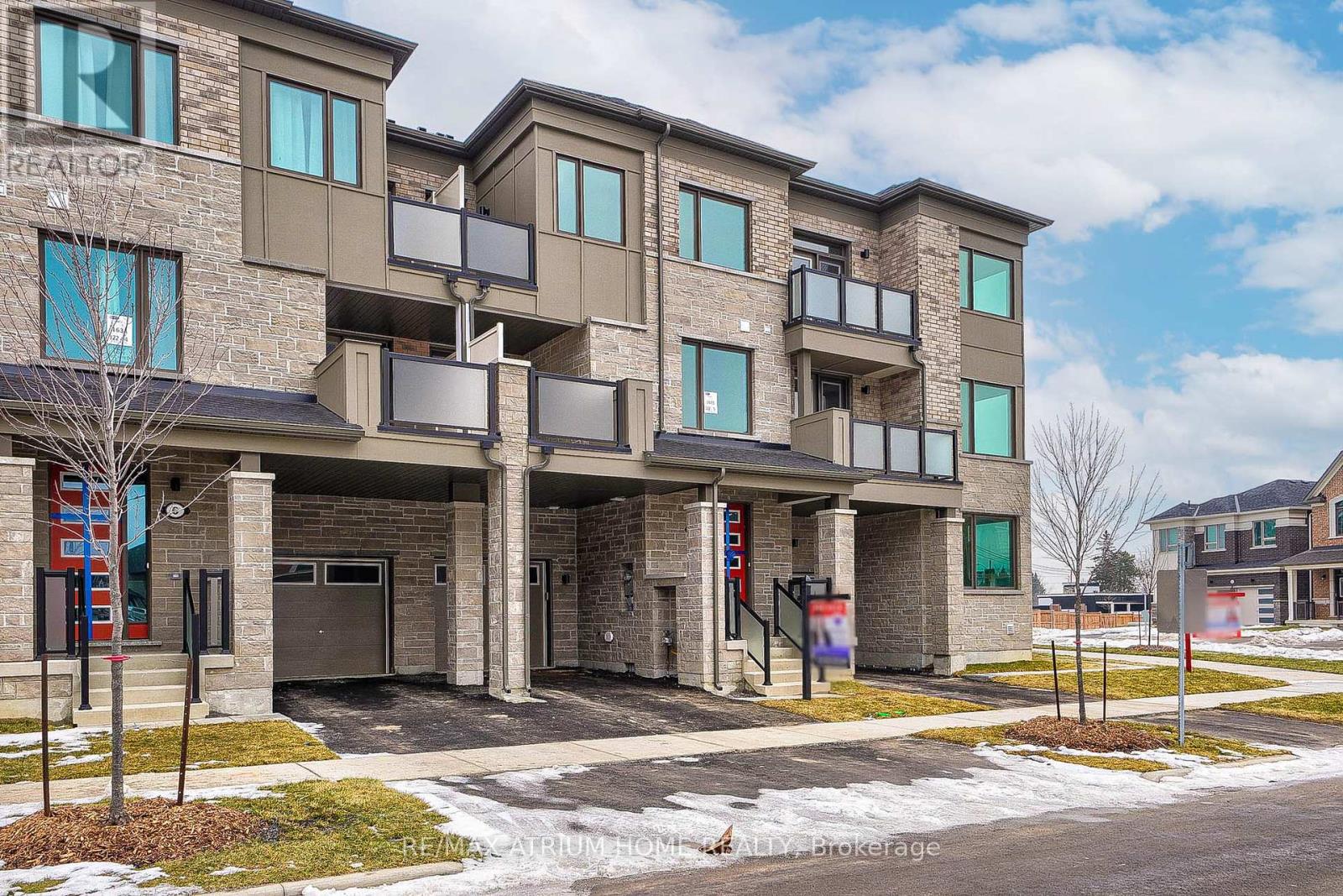 4 Thomas Frisby Jr. Crescent, Markham, Ontario  L6C 3L1 - Photo 2 - N12473016