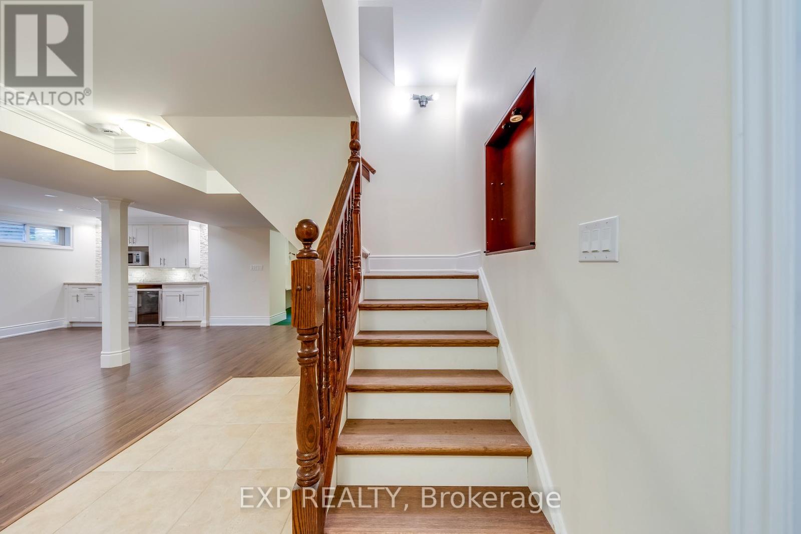 1135 Montrose Abbey Drive, Oakville, Ontario  L6M 1A2 - Photo 32 - W12473011