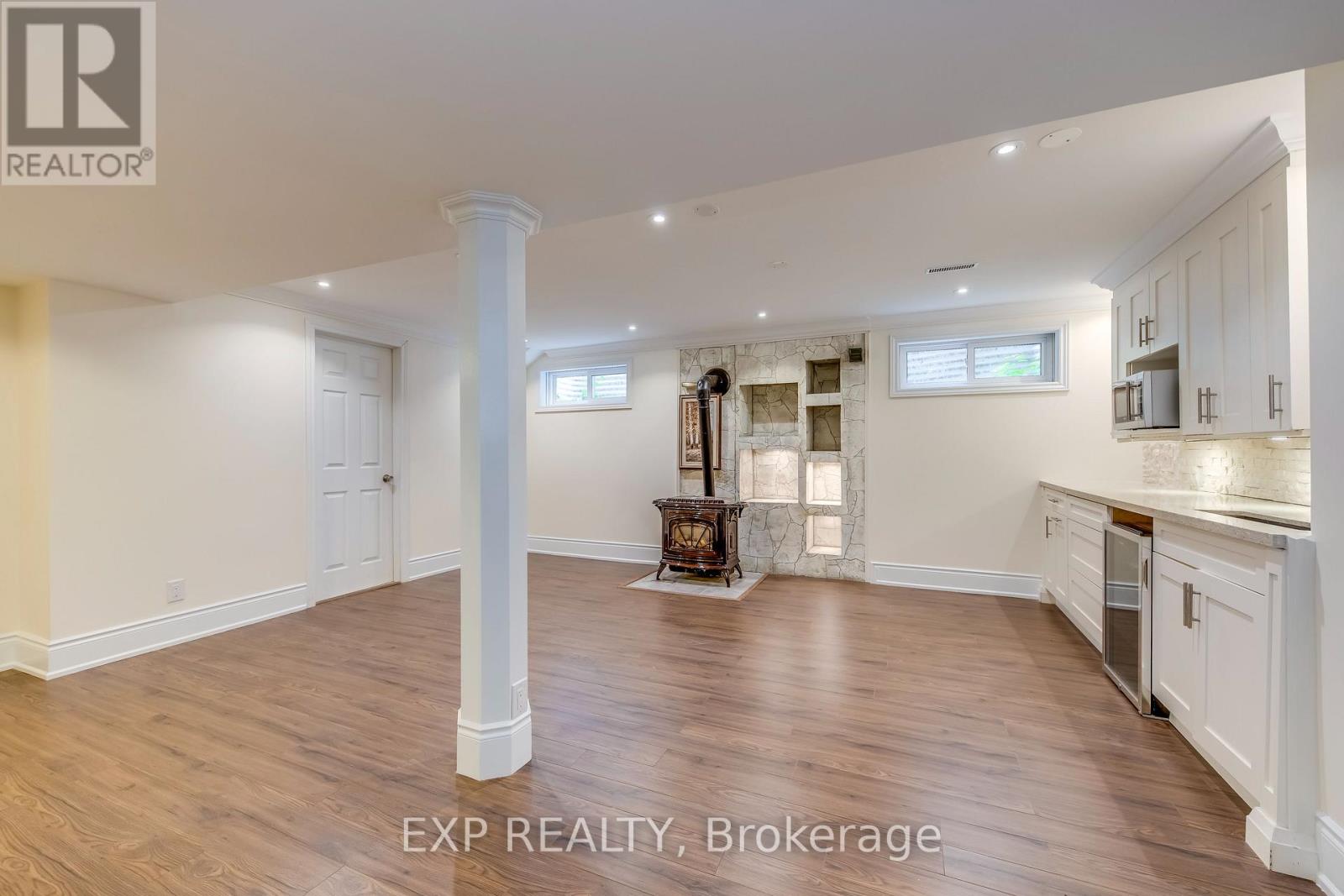 1135 Montrose Abbey Drive, Oakville, Ontario  L6M 1A2 - Photo 34 - W12473011