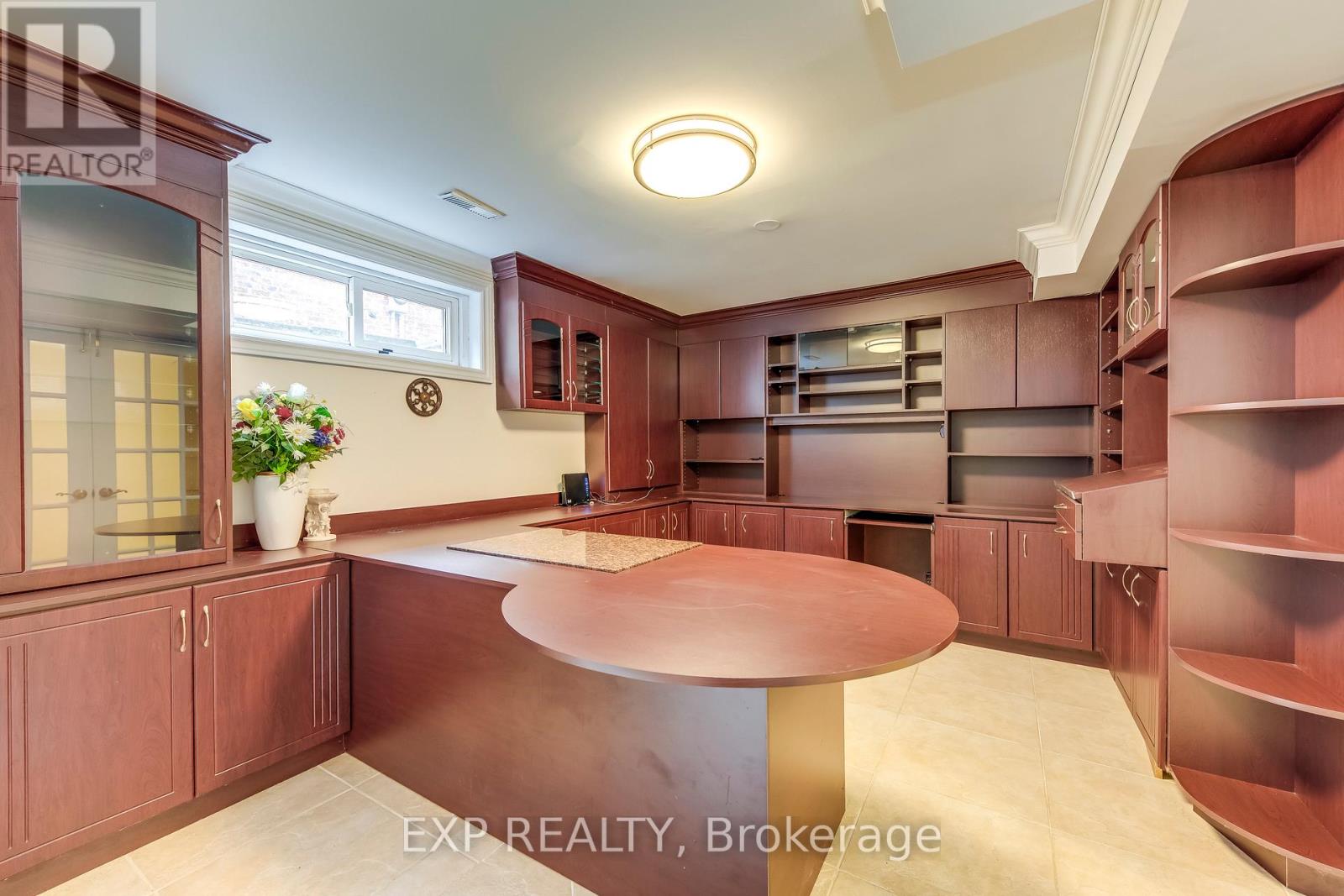 1135 Montrose Abbey Drive, Oakville, Ontario  L6M 1A2 - Photo 37 - W12473011