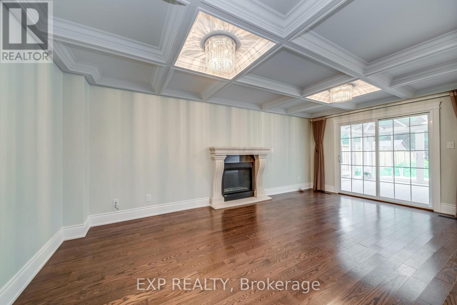 1135 Montrose Abbey Drive, Oakville, Ontario  L6M 1A2 - Photo 8 - W12473011