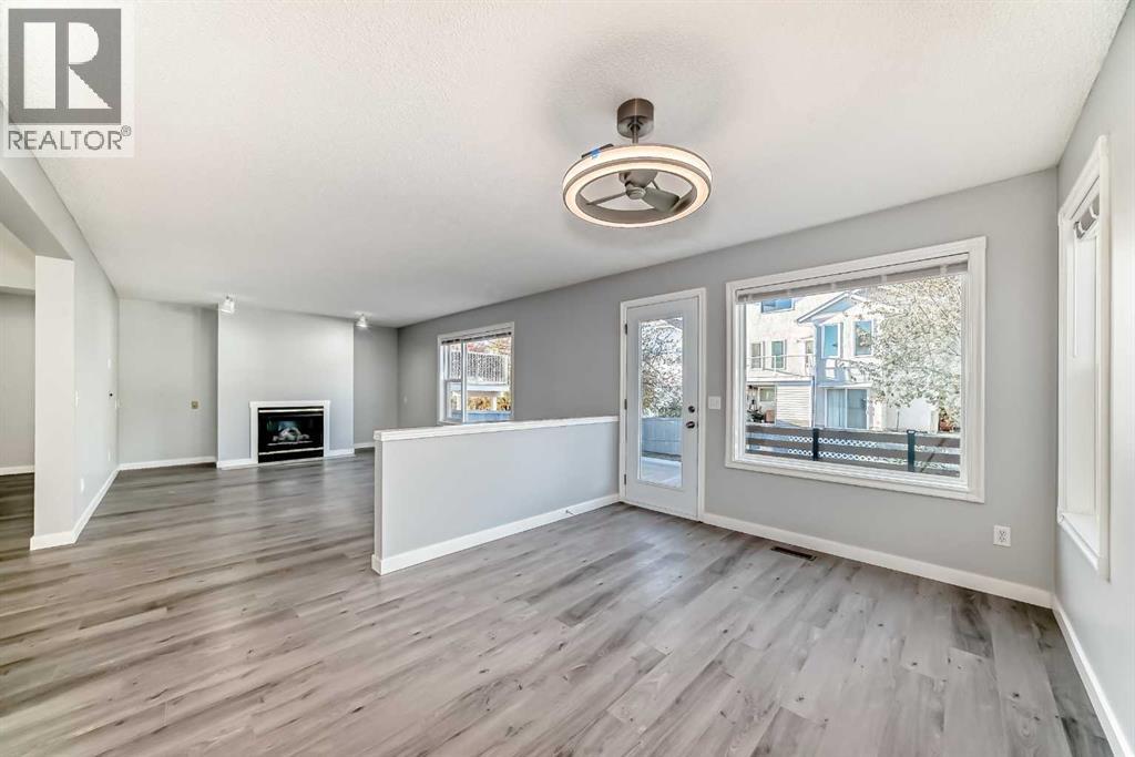 10134 Hidden Valley Drive Nw, Calgary, Alberta  T3A 5C9 - Photo 7 - A2264319