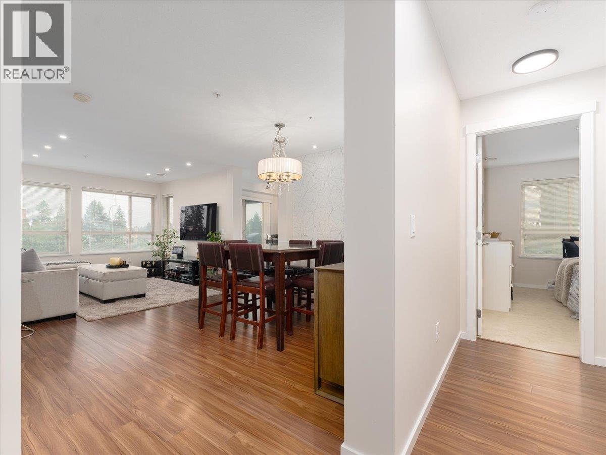 315 3178 Dayanee Springs Boulevard, Coquitlam, British Columbia  V3E 0B9 - Photo 6 - R3060075