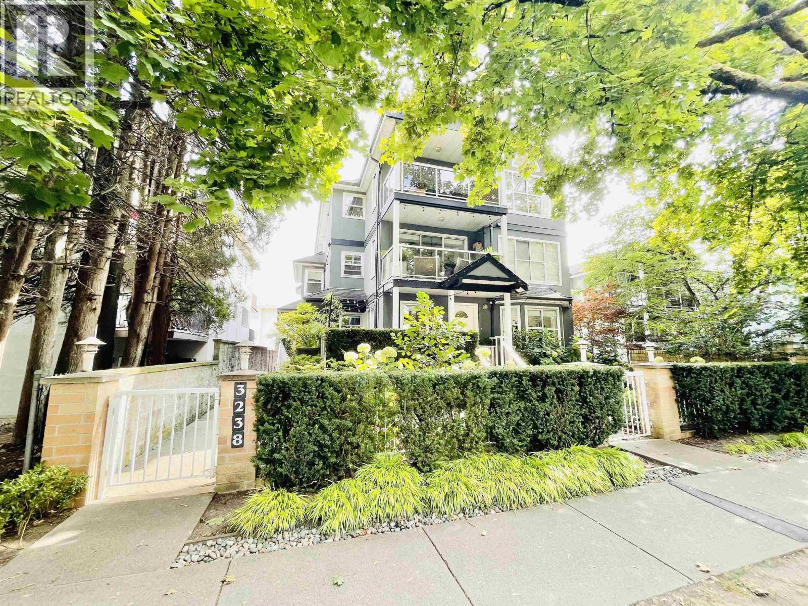 2 3238 Quebec Street, Vancouver, British Columbia  V5V 3J7 - Photo 1 - R3050764