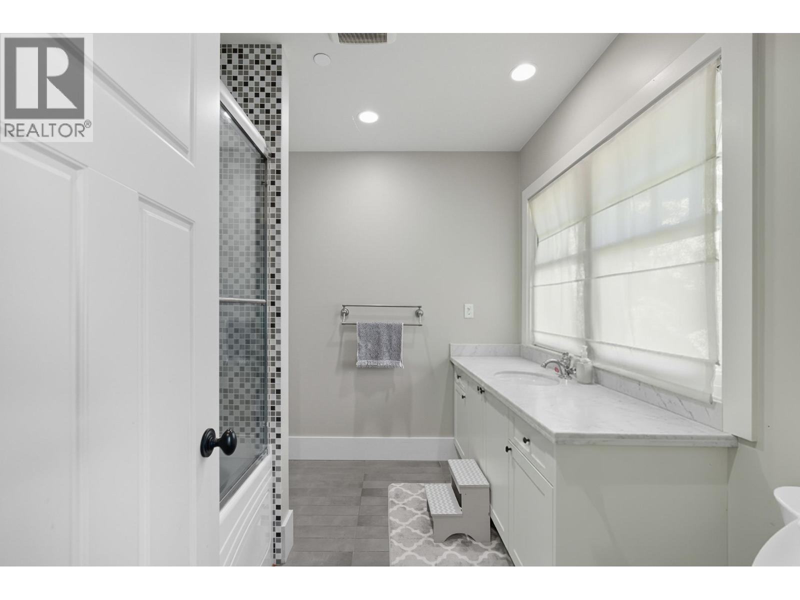 1350 W 15th Avenue, Vancouver, British Columbia  V6H 1S3 - Photo 31 - R3052012