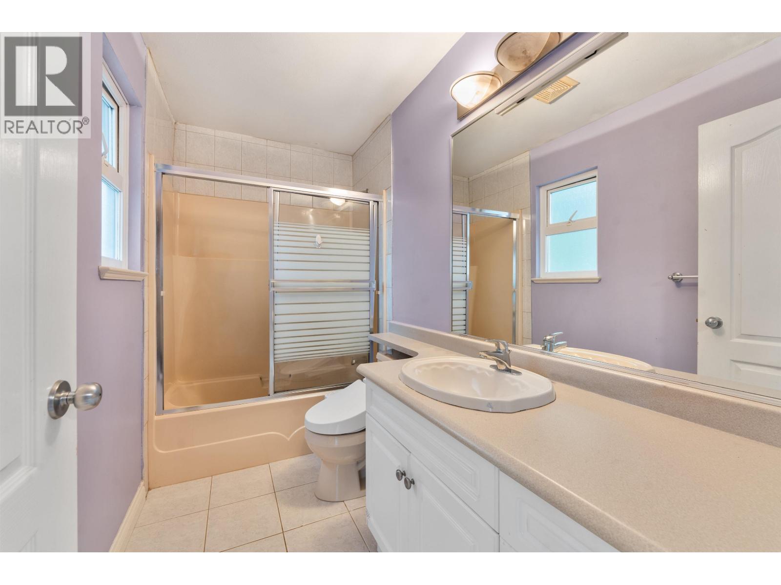 7573 17th Avenue, Burnaby, British Columbia  V3N 1L6 - Photo 12 - R3060094