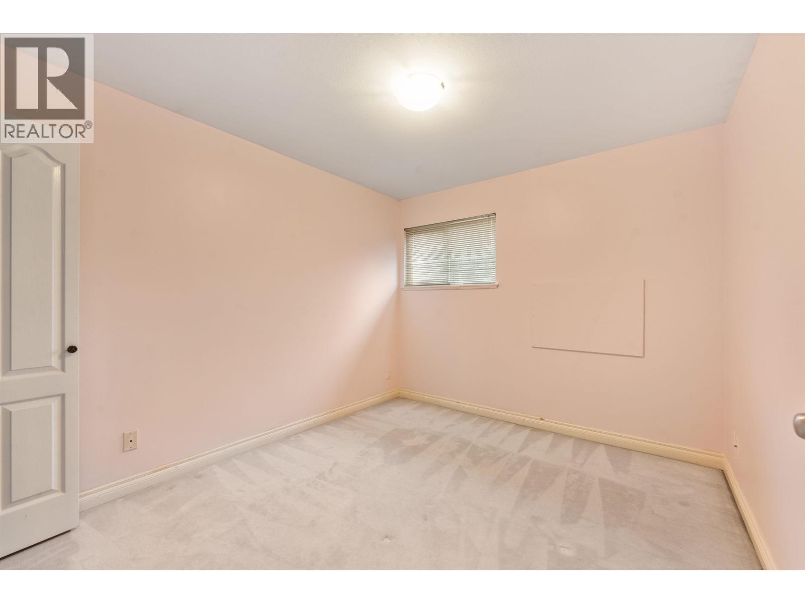 7573 17th Avenue, Burnaby, British Columbia  V3N 1L6 - Photo 13 - R3060094