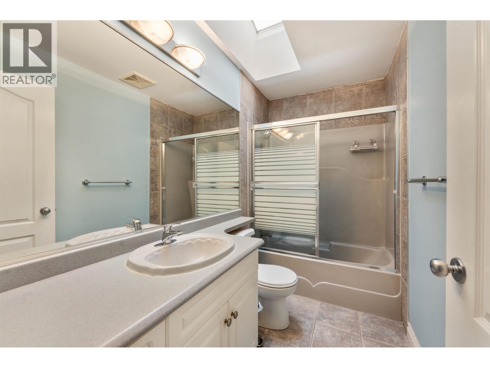 7573 17th Avenue, Burnaby, British Columbia  V3N 1L6 - Photo 14 - R3060094