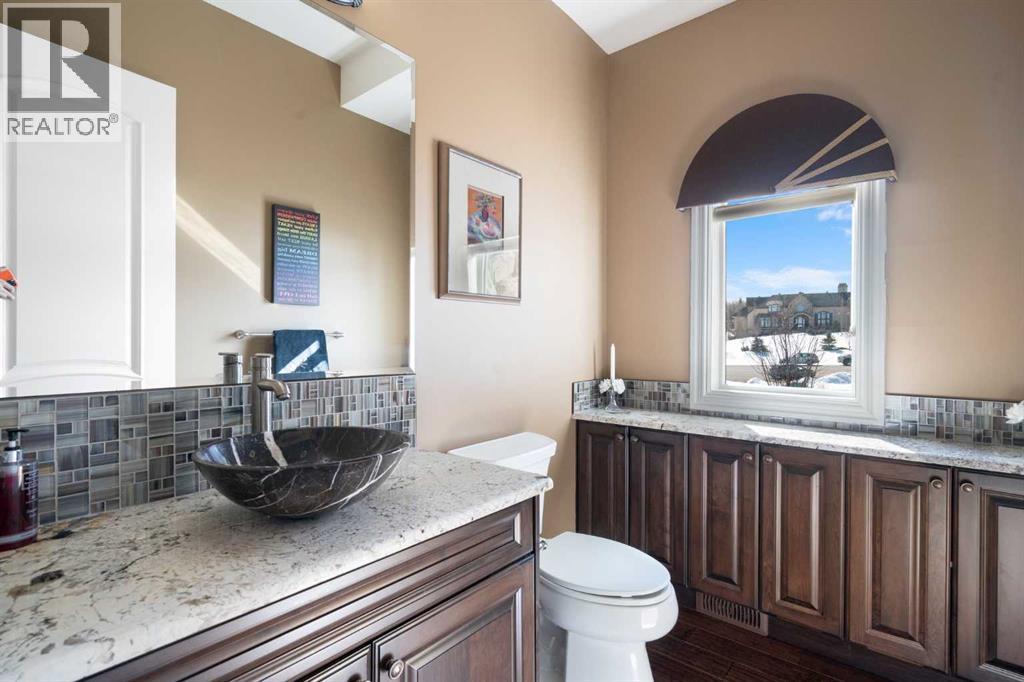 124 Grizzly Rise, Rural Rocky View County, Alberta  T4C 0B5 - Photo 16 - A2211387