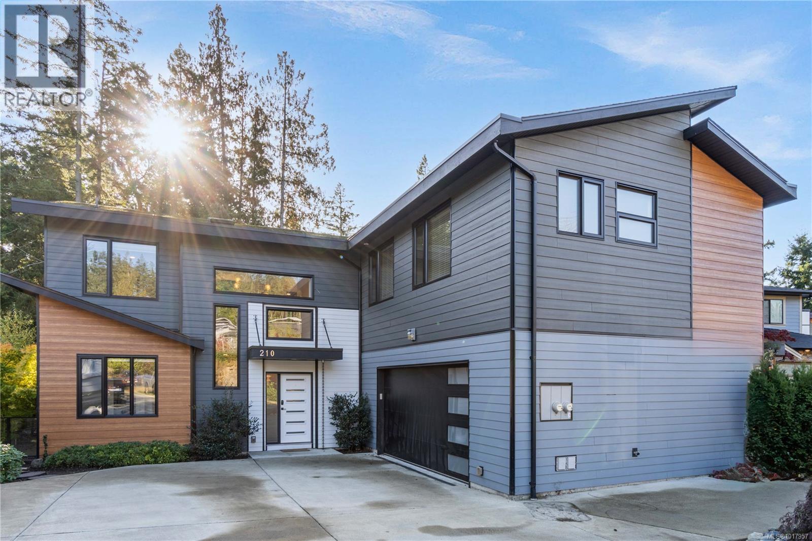 210 Crestline Terr, Nanaimo, British Columbia