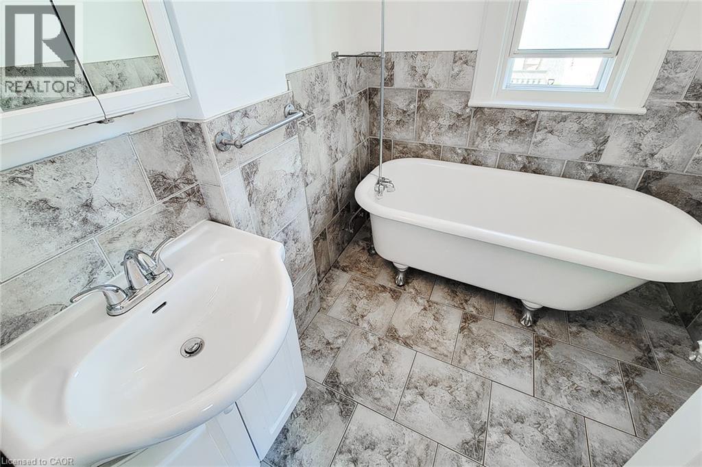 449 Hughson Street N, Hamilton, Ontario  L8L 4N4 - Photo 23 - 40779533