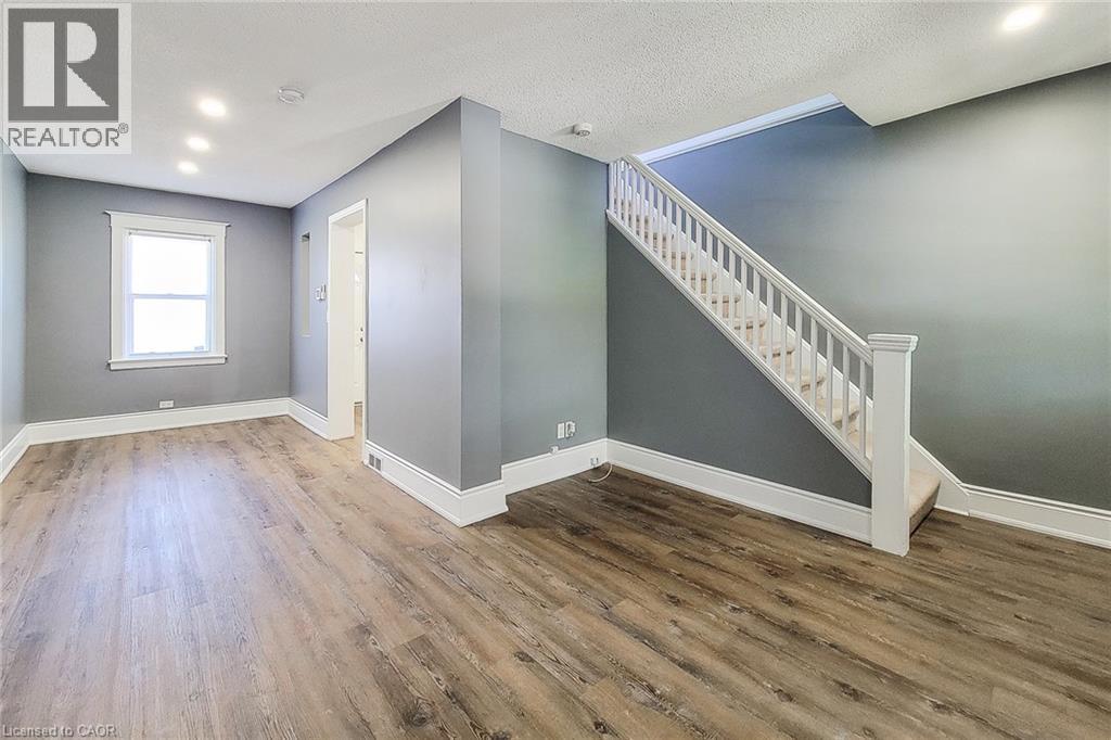 449 Hughson Street N, Hamilton, Ontario  L8L 4N4 - Photo 6 - 40779533