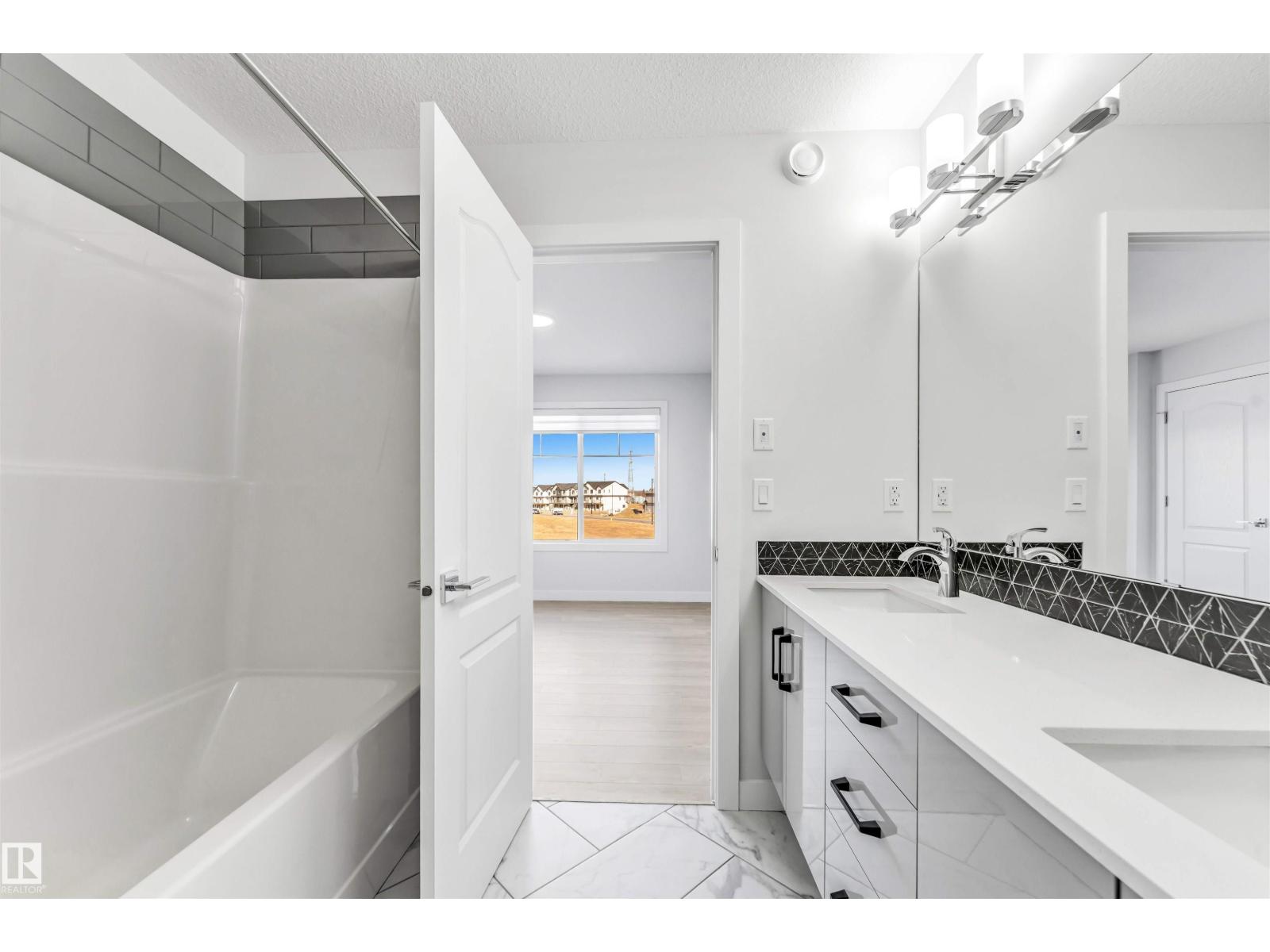1005 Aster Bv Nw, Edmonton, Alberta  T6T 2W8 - Photo 30 - E4462905