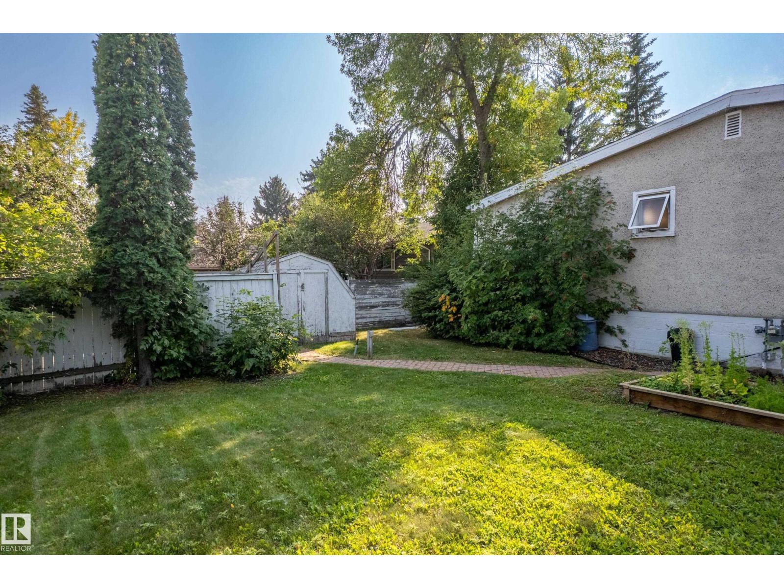 9823 142 St Nw, Edmonton, Alberta  T5N 2N3 - Photo 46 - E4462906