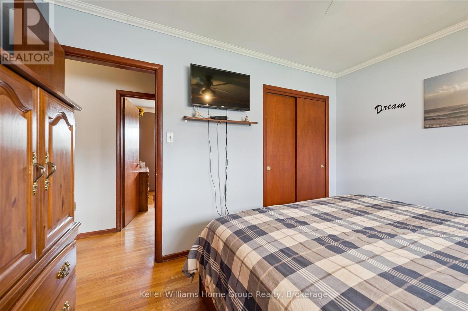 5 Bergin Avenue, Centre Wellington (Fergus), Ontario  N1M 1A7 - Photo 26 - X12469894