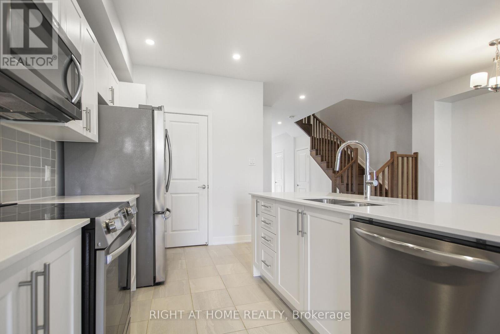 534 Corretto Place, Ottawa, Ontario  K2J 6Z1 - Photo 33 - X12473024