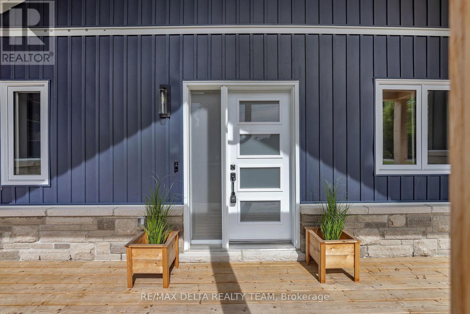 4645 Mcneely Rd Road, Ottawa, Ontario  K4B 1J1 - Photo 4 - X12473067