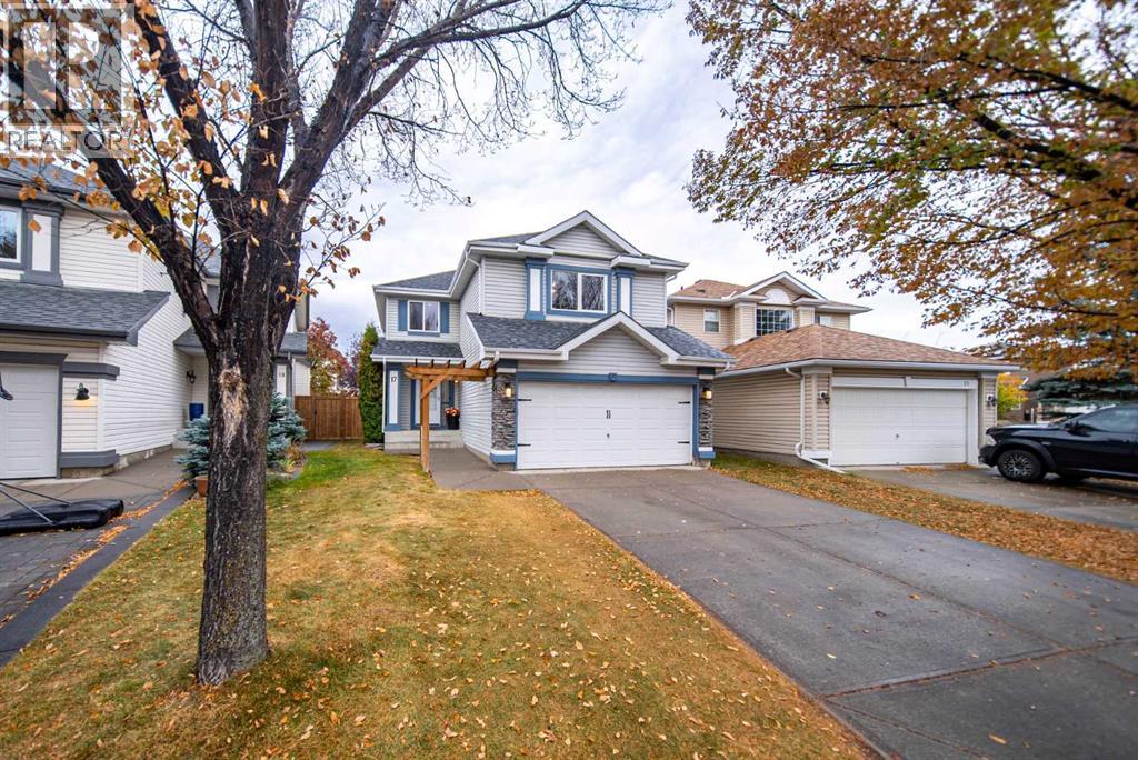 17 Hidden Close Nw, Calgary, Alberta  T3A 5P4 - Photo 4 - A2264922