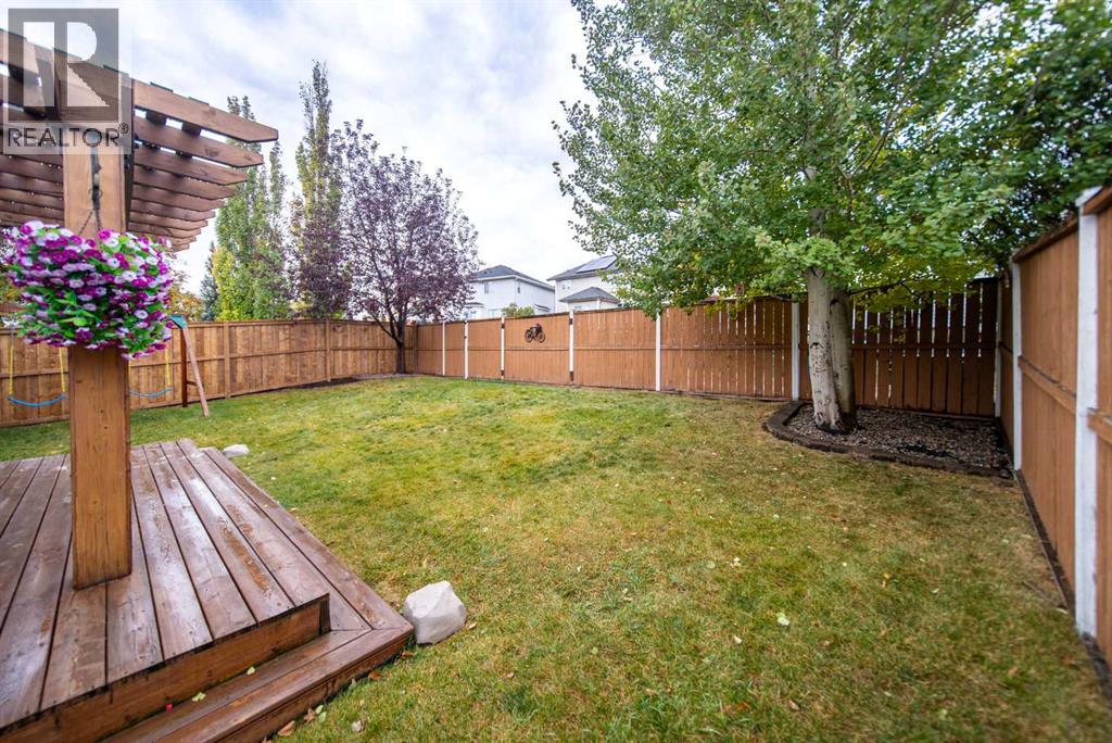 17 Hidden Close Nw, Calgary, Alberta  T3A 5P4 - Photo 45 - A2264922